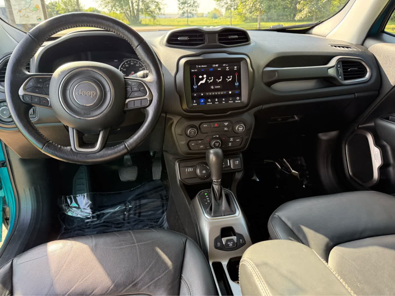 Used 2022 Jeep Renegade Limited AWD/4WD image 12