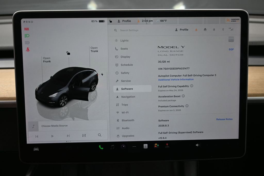 Used 2023 Tesla Model Y Long Range AWD/4WD image 29