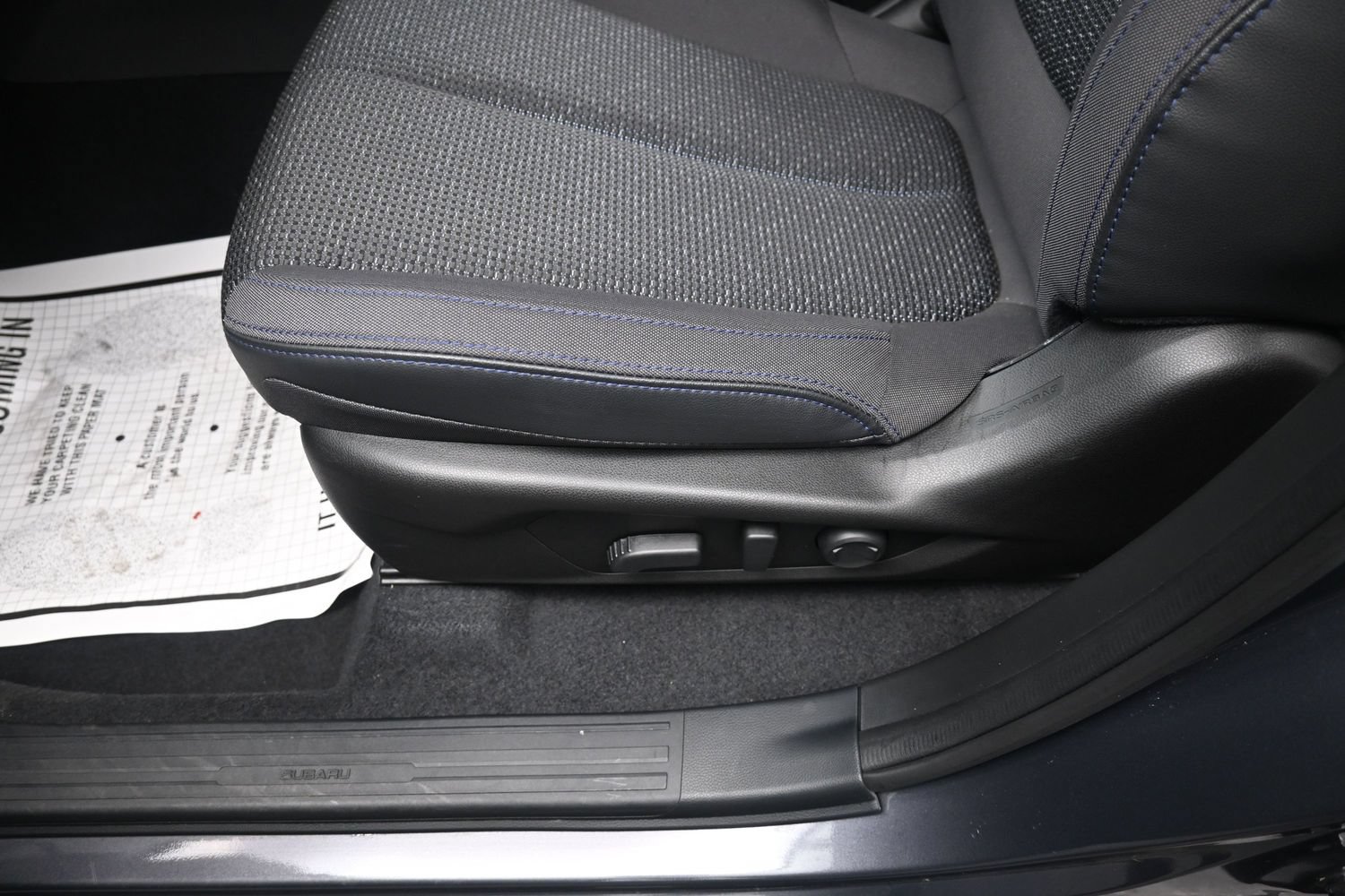 Certified 2025 Subaru Forester Premium AWD/4WD image 16