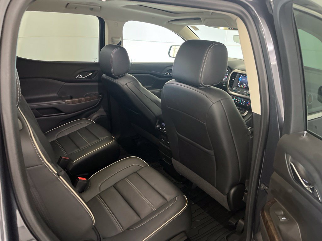 Used 2022 GMC Acadia Denali AWD/4WD image 24
