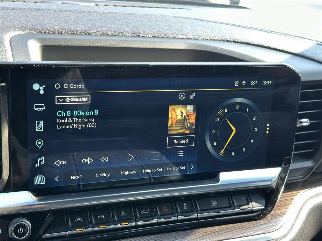 Used 2023 Chevrolet Silverado 1500 RST w/ Convenience Package II image 3