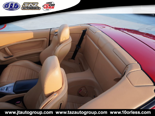 Used 2014 Ferrari California RWD image 27