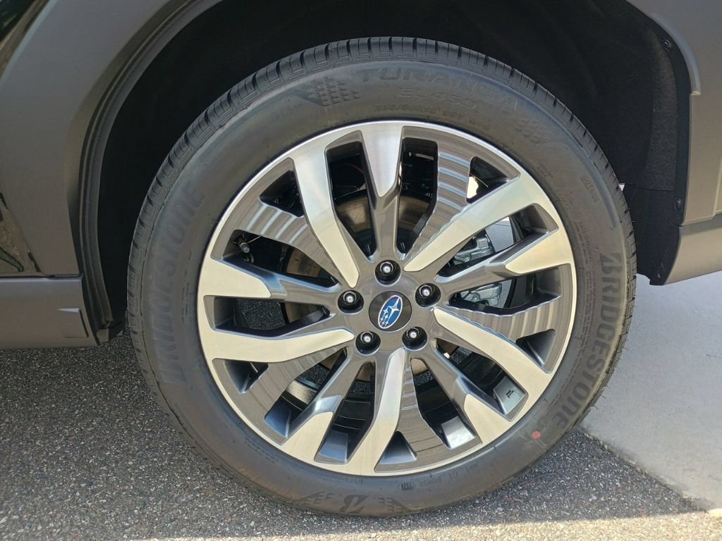 New 2026 Subaru Forester Touring AWD/4WD image 10