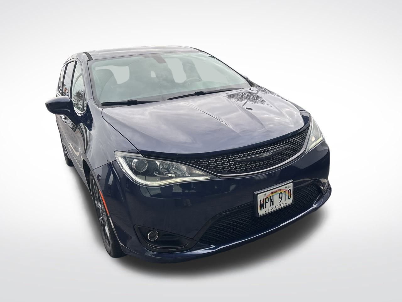 Used 2019 Chrysler Pacifica Touring Plus w/ S Appearance Package image 3