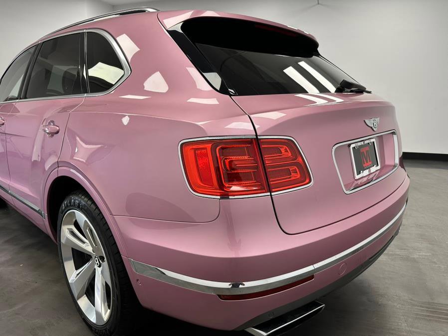 Used 2018 Bentley Bentayga image 16