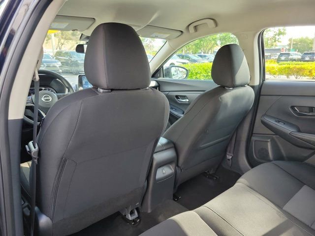 Used 2025 Nissan Sentra SV image 7