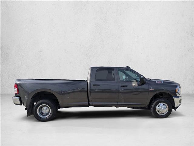 Used 2024 RAM 3500 Tradesman w/ Chrome Appearance Group image 4