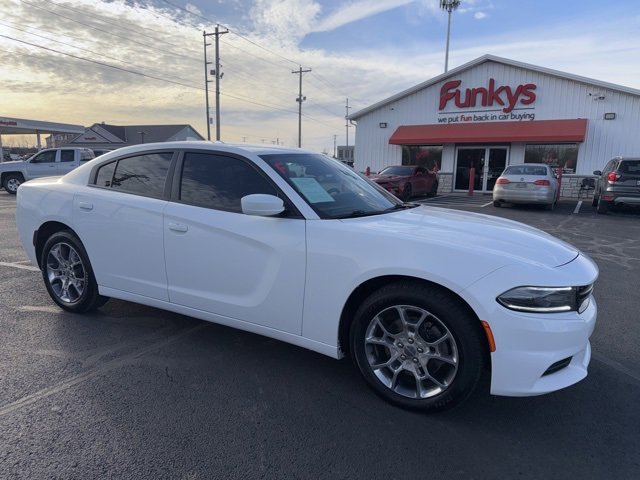 Used 2017 Dodge Charger SXT