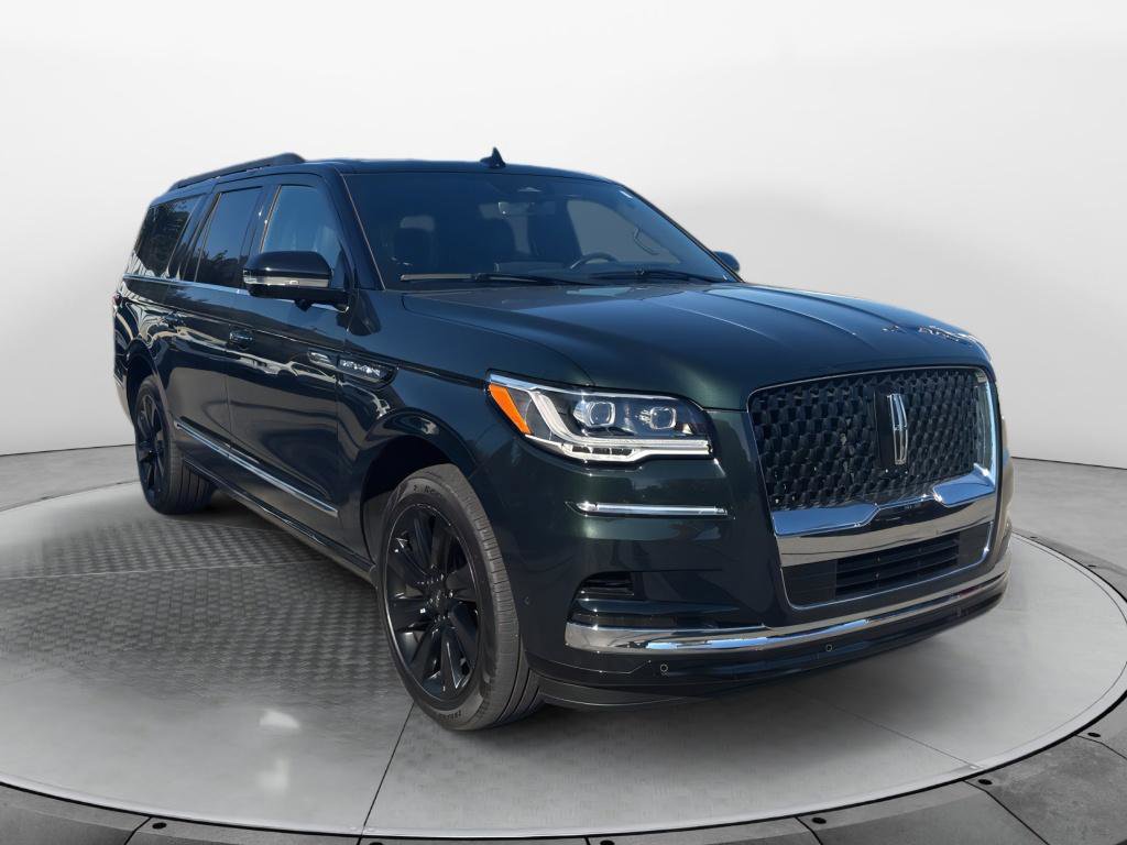 Used 2024 Lincoln Navigator L Black Label image 1