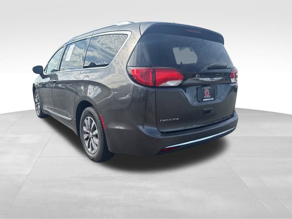 Used 2020 Chrysler Pacifica Touring-L Plus image 5