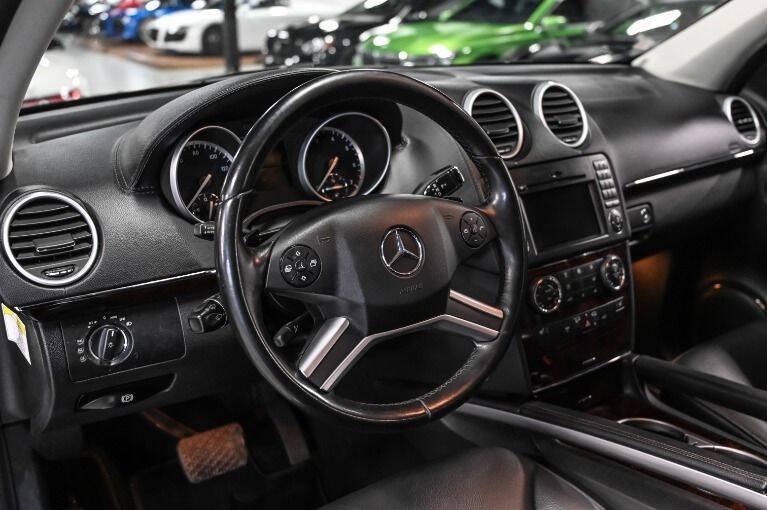 Used 2010 Mercedes-Benz GL 450 4MATIC image 28