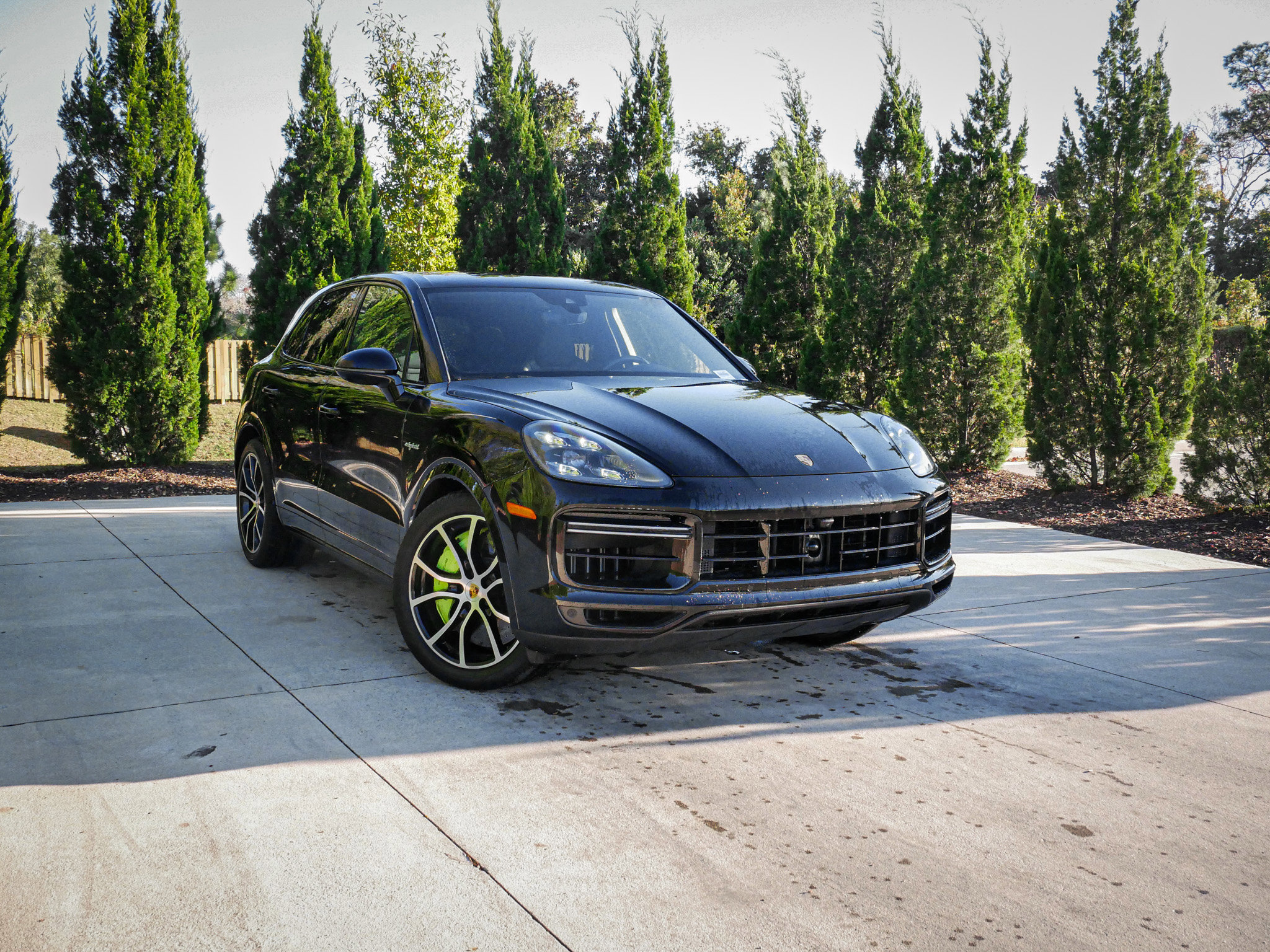 Used 2021 Porsche Cayenne Turbo S image 2