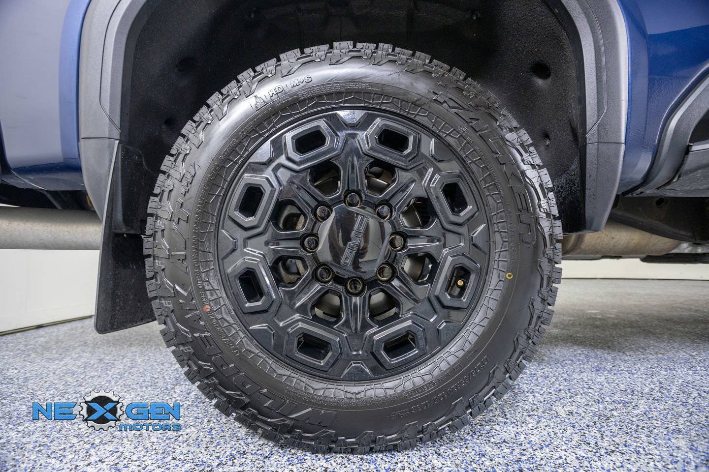 Used 2023 GMC Sierra 2500 AT4 w/ AT4 Preferred Package AWD/4WD image 48