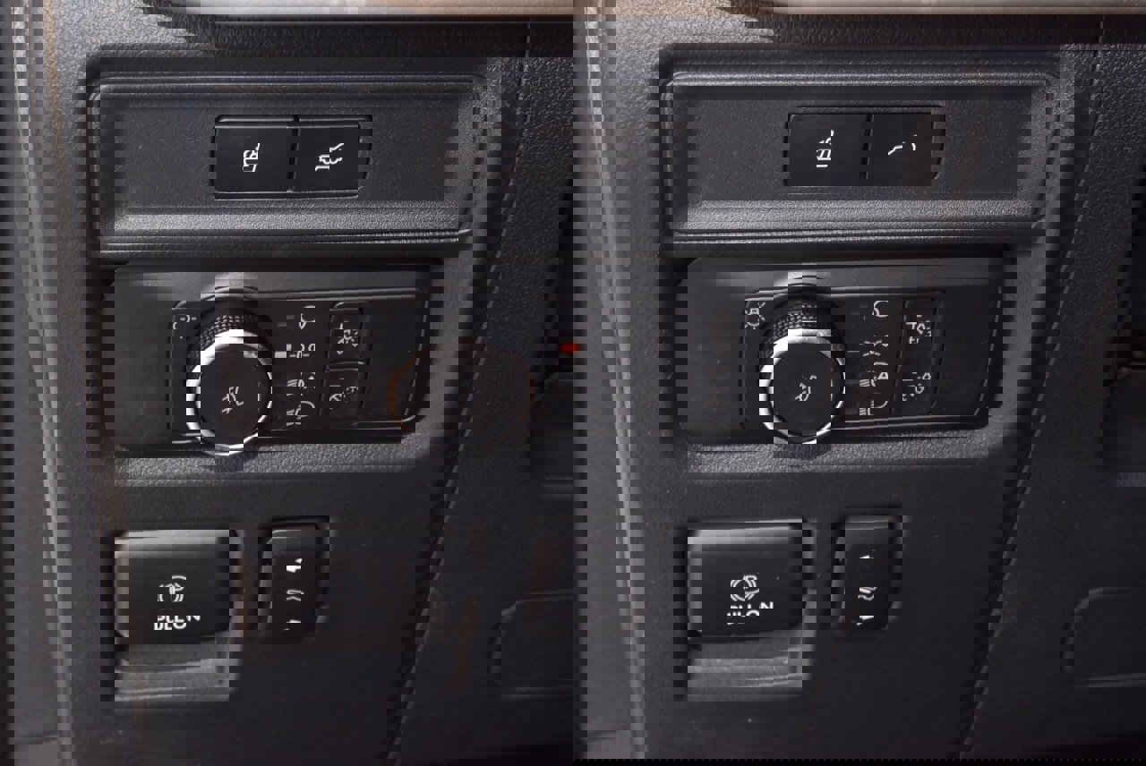 Used 2022 Ford Expedition Max XLT image 33