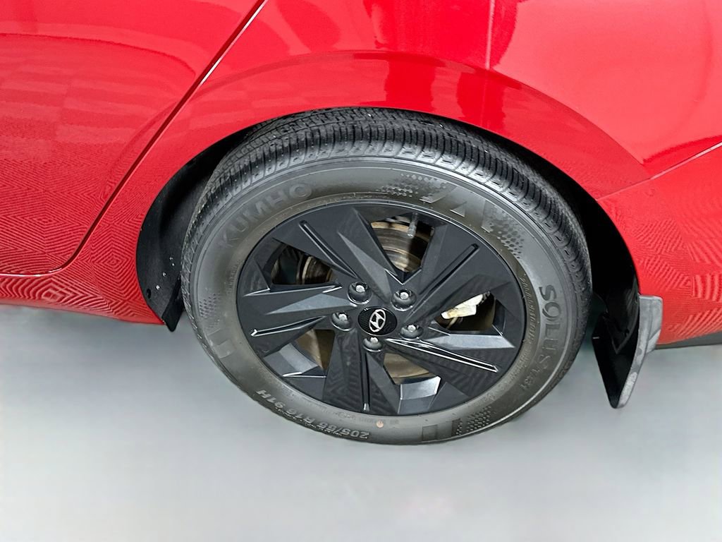 Certified 2022 Hyundai Elantra SEL w/ Cargo Package image 33