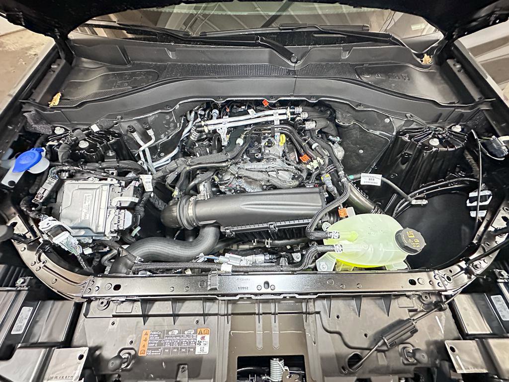 Used 2026 Ford Explorer Active w/ Active Comfort Package image 41