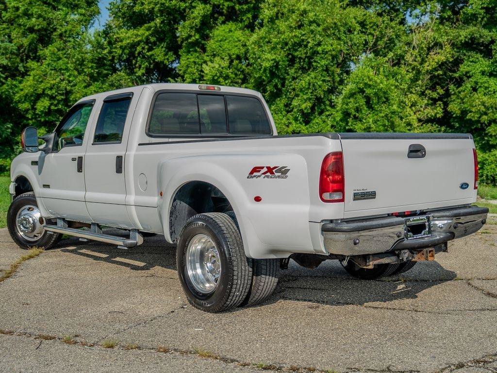 Used 2007 Ford F350 Lariat AWD/4WD image 5