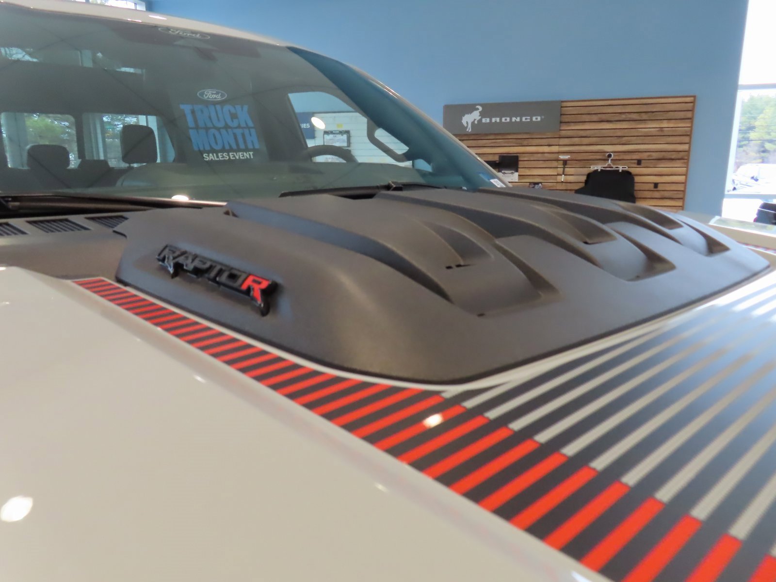 New 2026 Ford F150 Raptor w/ Equipment Group 803A Raptor R image 5