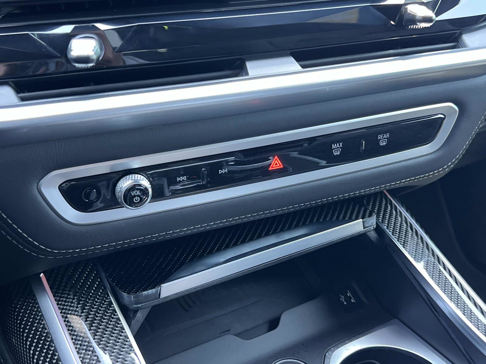 Used 2023 BMW X7 M60i w/ Executive Package AWD/4WD image 16