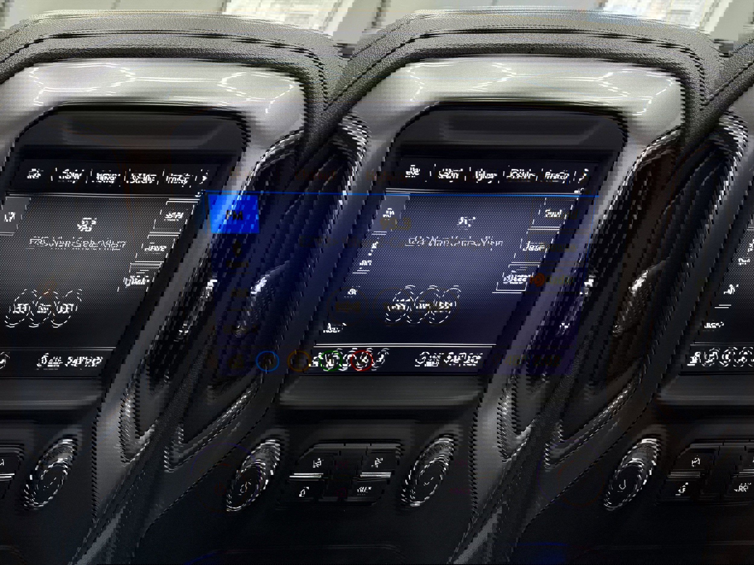 Used 2020 Chevrolet Silverado 1500 LTZ w/ LTZ Premium Package image 20