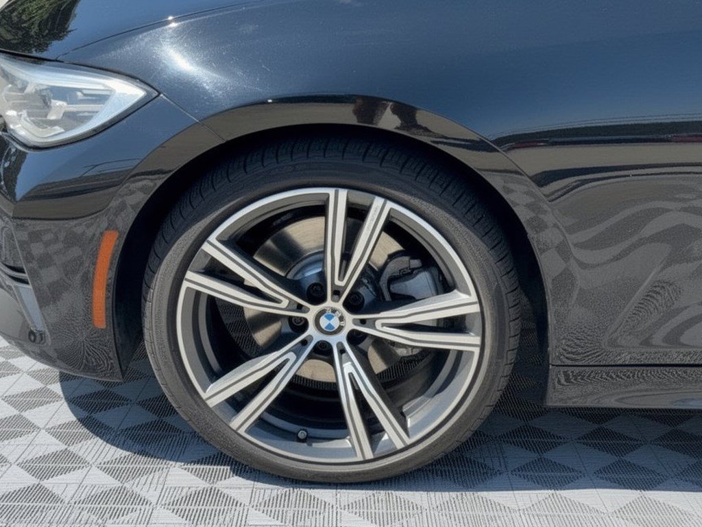 Used 2021 BMW 330i Sedan w/ Convenience Package (ZC2) RWD image 13