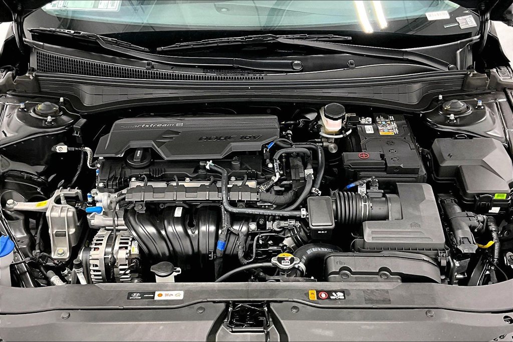 New 2026 Hyundai Elantra SE FWD image 23