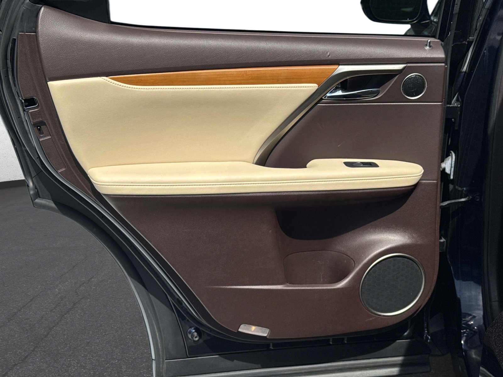 Certified 2020 Lexus RX 450h AWD w/ Premium Package image 13