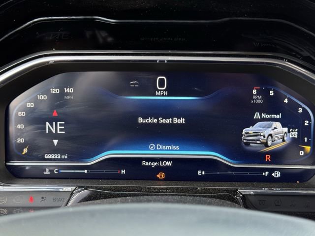 Used 2024 Chevrolet Silverado 1500 High Country w/ Technology Package AWD/4WD image 14