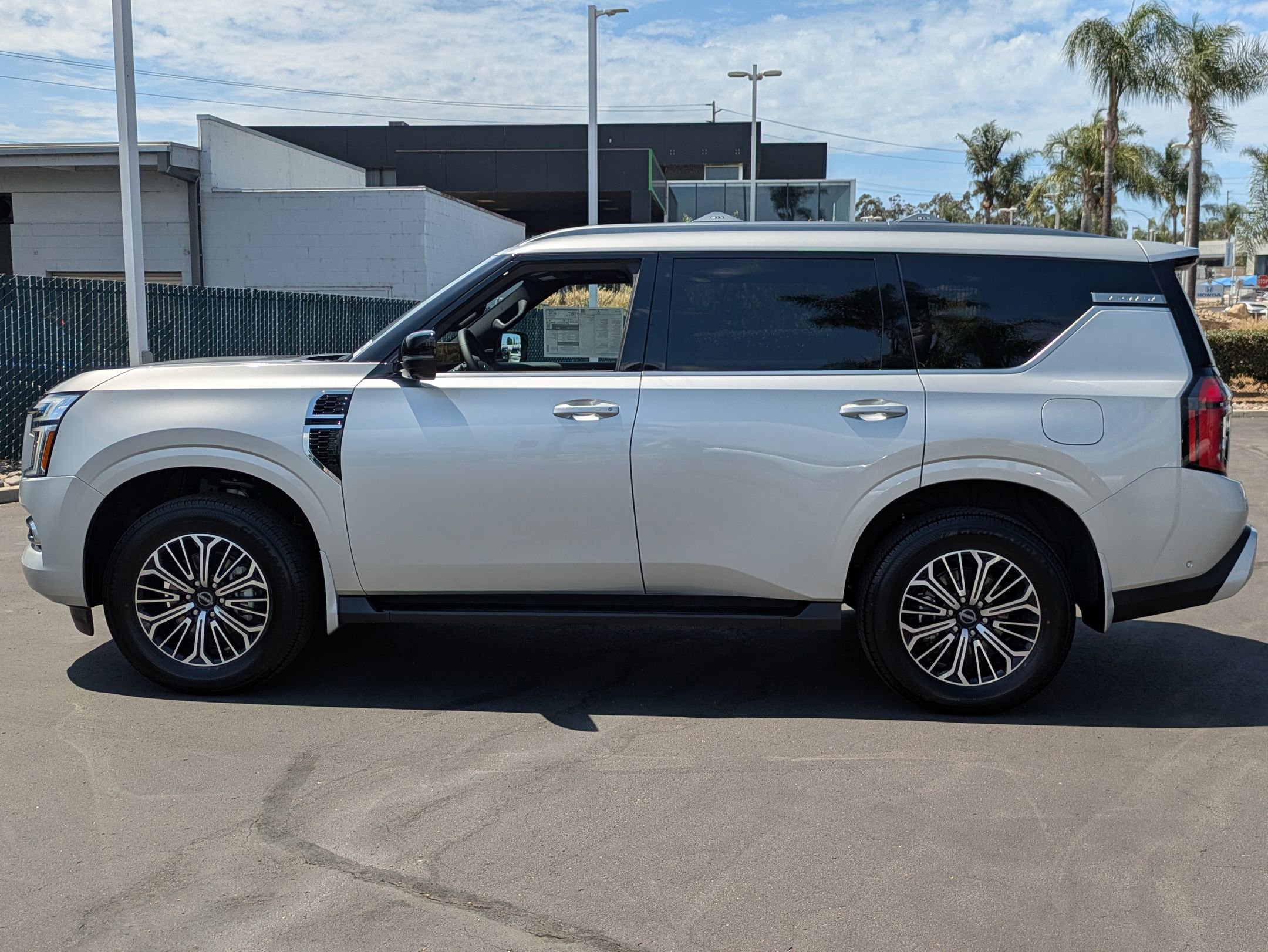 New 2026 Nissan Armada SL image 10