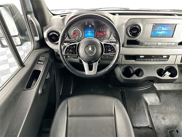Used 2022 Mercedes-Benz Sprinter 144 Cargo image 11