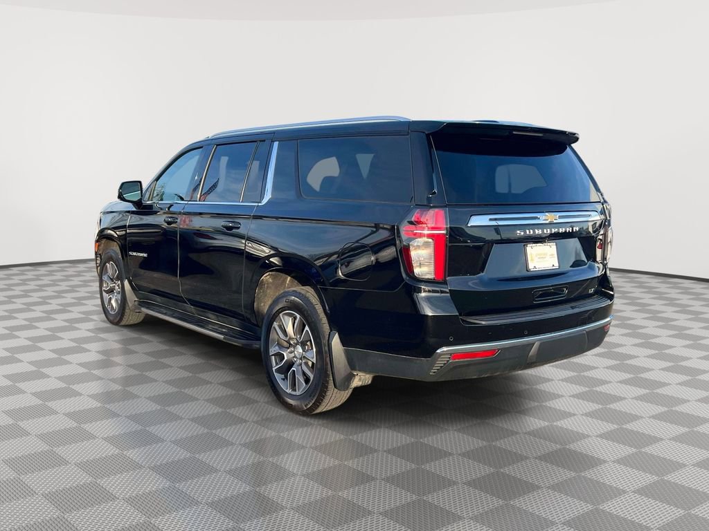 Used 2023 Chevrolet Suburban LT w/ Luxury Package AWD/4WD image 7