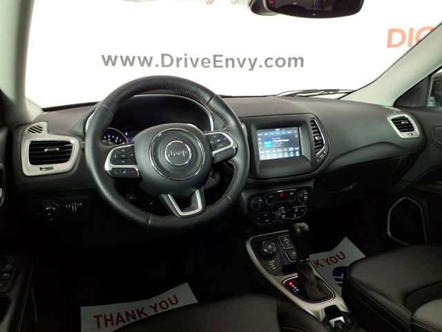 Used 2018 Jeep Compass Latitude w/ Popular Equipment Group AWD/4WD image 10