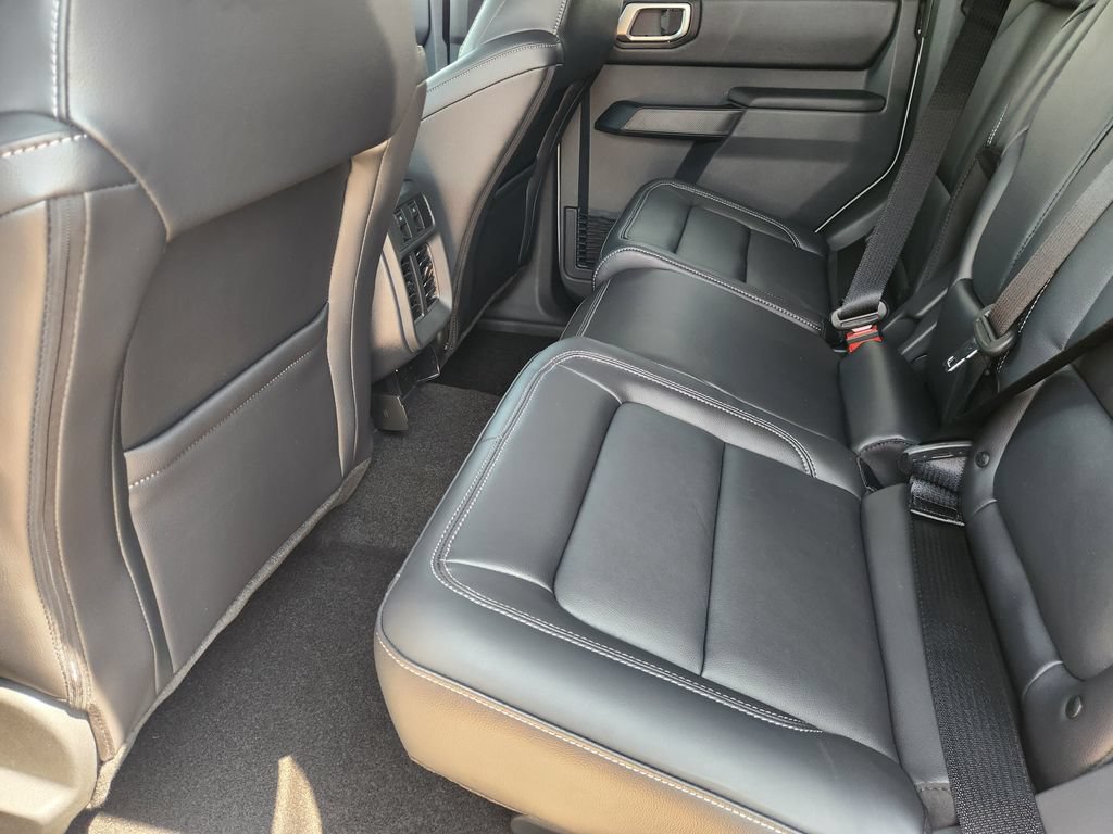New 2026 Ford Bronco Outer Banks AWD/4WD image 18