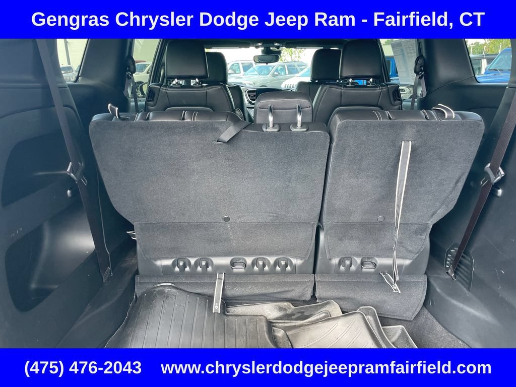 Certified 2024 Chrysler Pacifica Touring-L w/ S Appearance Package AWD/4WD image 36