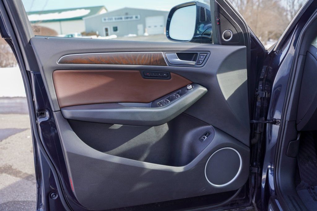 Used 2016 Audi Q5 3.0T Premium Plus image 12