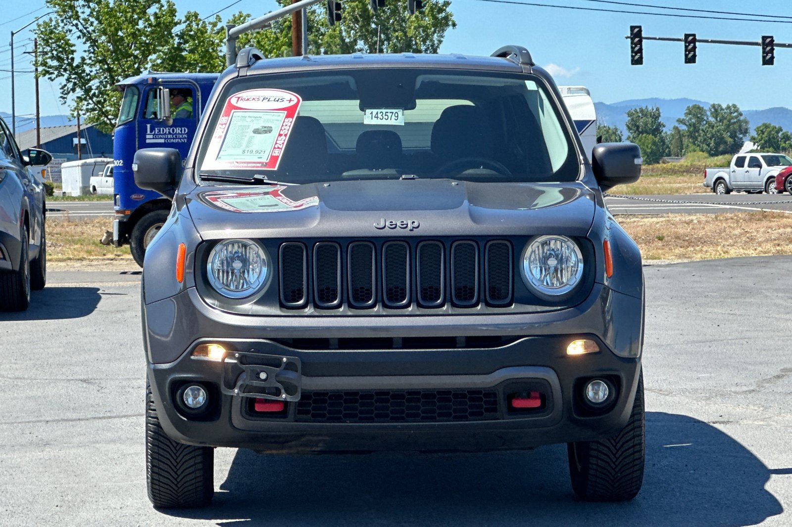 Used 2016 Jeep Renegade Trailhawk AWD/4WD image 9