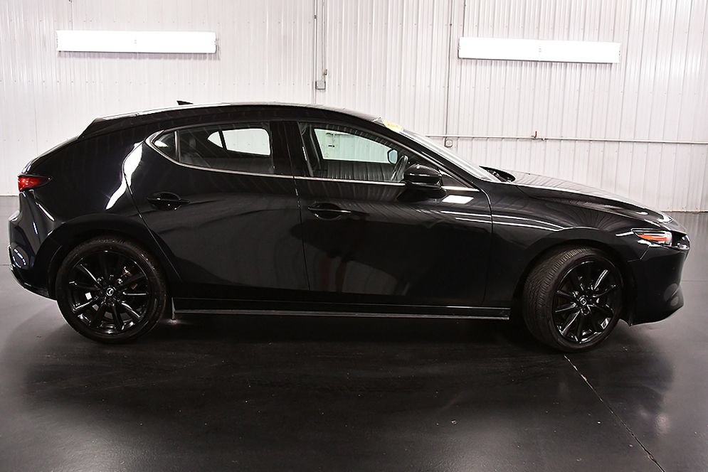 Used 2025 MAZDA MAZDA3 2.5 S Hatchback w/ Premium Pkg FWD image 8