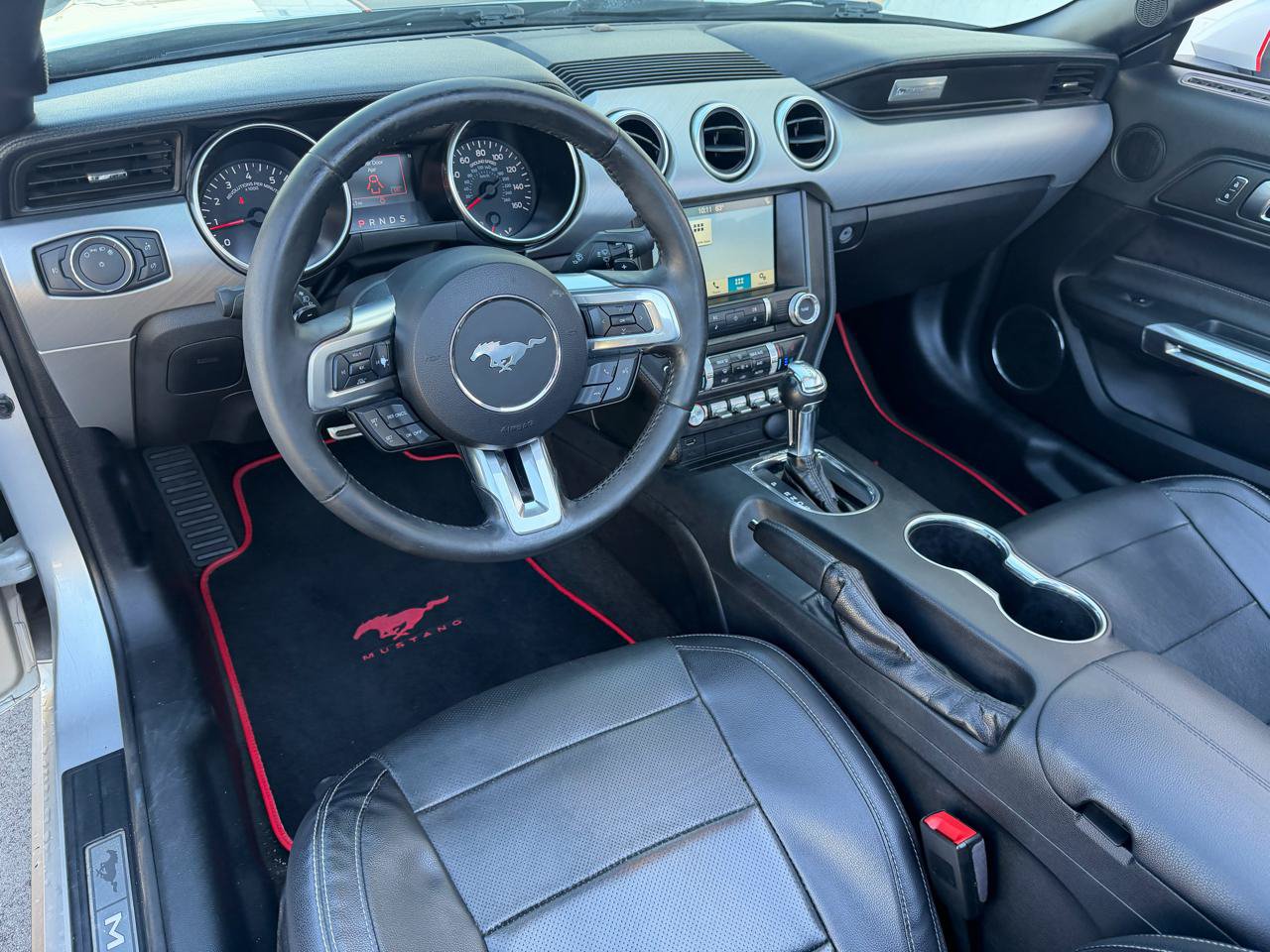 Used 2018 Ford Mustang Premium RWD image 13