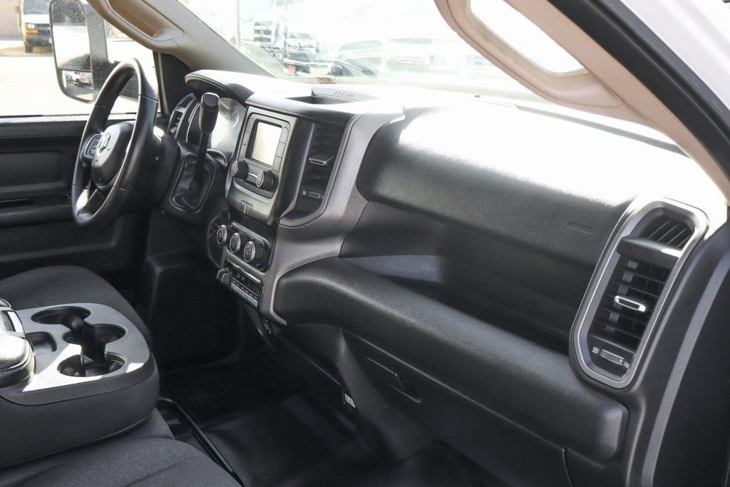 Used 2020 RAM 3500 Tradesman w/ Chrome Appearance Group AWD/4WD image 43