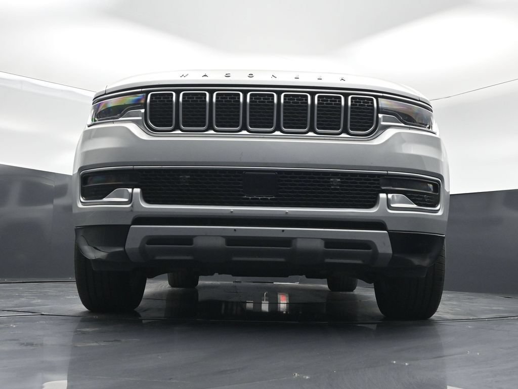 Used 2025 Jeep Wagoneer Series II AWD/4WD image 45