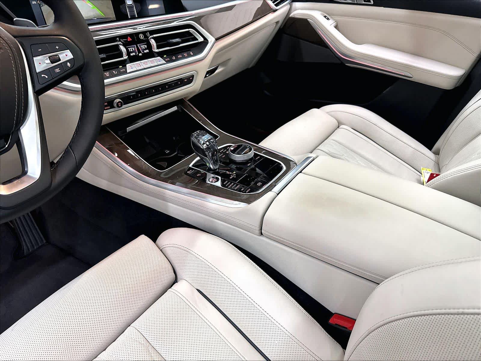 Used 2023 BMW X5 xDrive40i w/ Executive Package AWD/4WD image 19