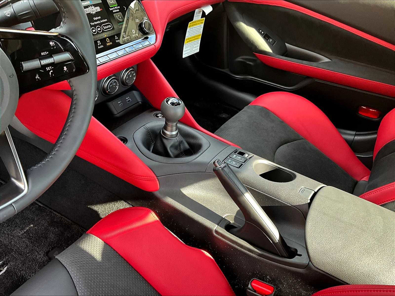 New 2024 Nissan Z Performance w/ Floor Mat Package image 13