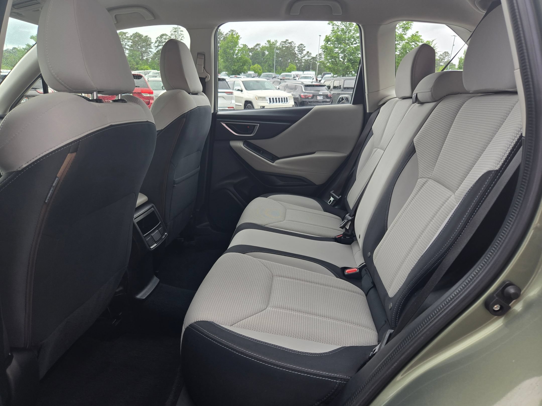 Used 2021 Subaru Forester AWD/4WD image 34