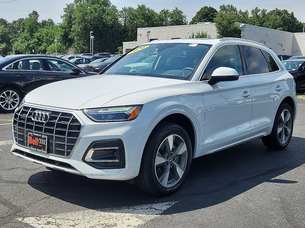 Used 2024 Audi Q5 Premium Plus w/ Convenience Package AWD/4WD image 9