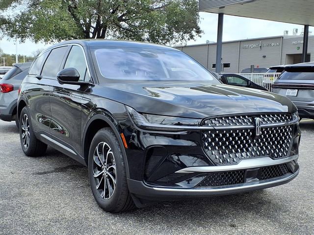 New 2026 Lincoln Nautilus Premier image 4