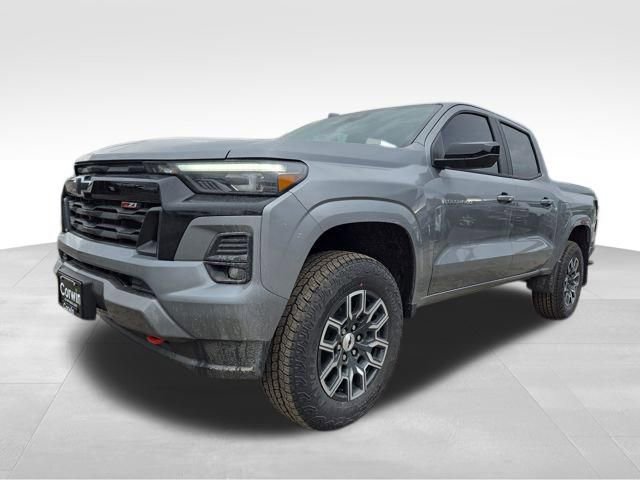 Used 2026 Chevrolet Colorado Z71 w/ Technology Package AWD/4WD image 5