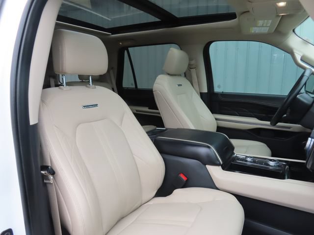 Used 2024 Ford Expedition Platinum AWD/4WD image 26