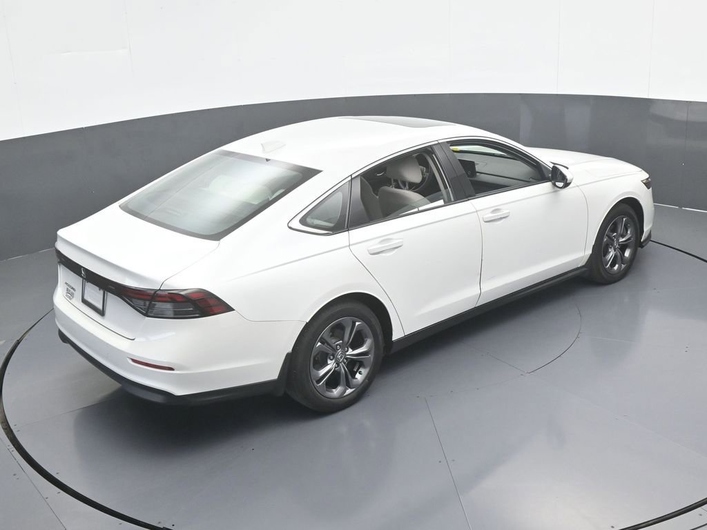 Used 2023 Honda Accord EX image 52