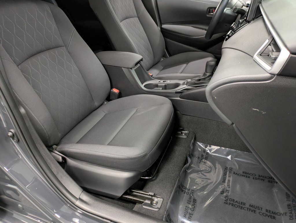 Used 2024 Toyota Corolla LE image 28