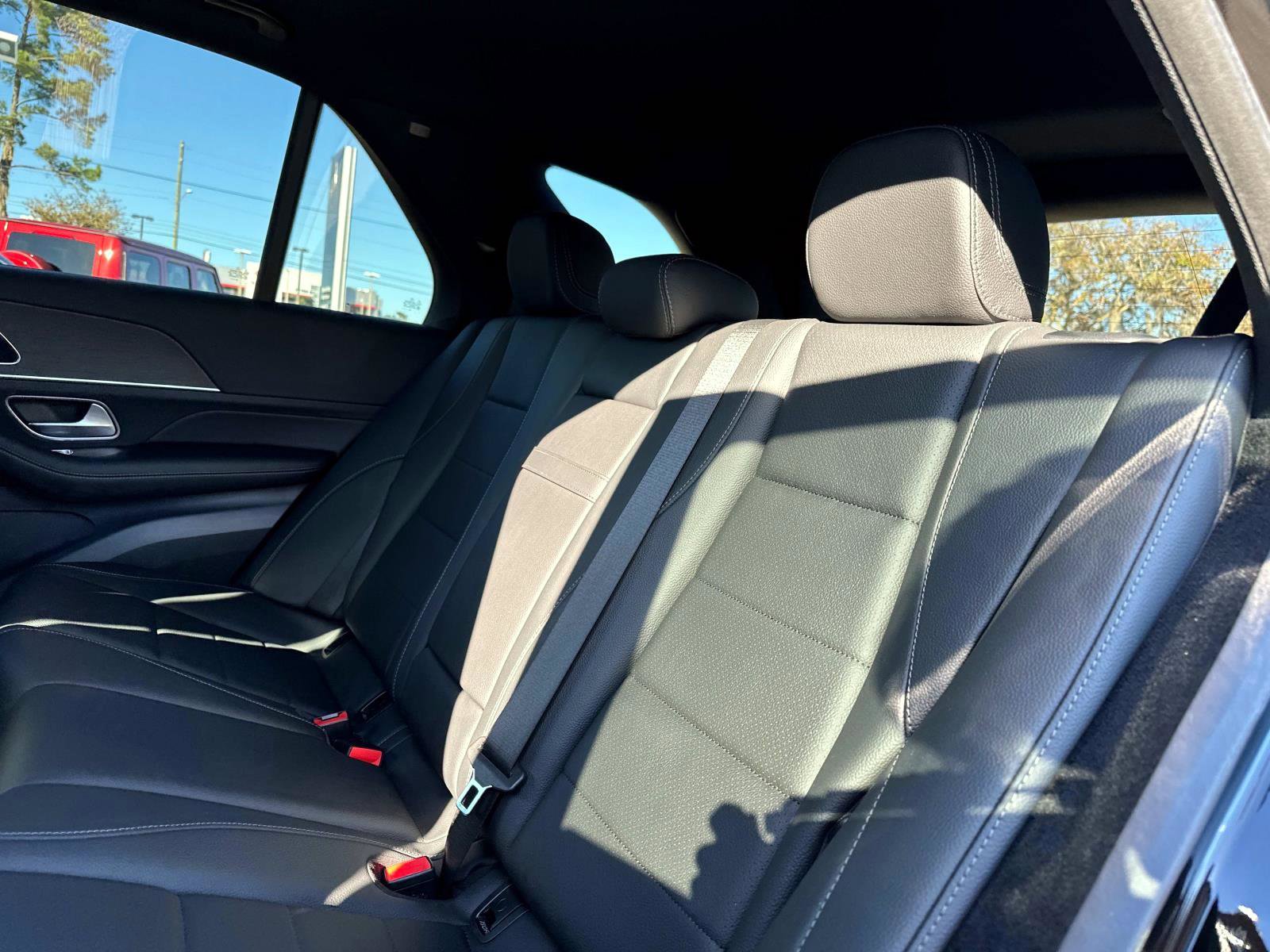 Certified 2025 Mercedes-Benz GLE 350 4MATIC image 14